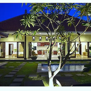 Lantana Seminyak